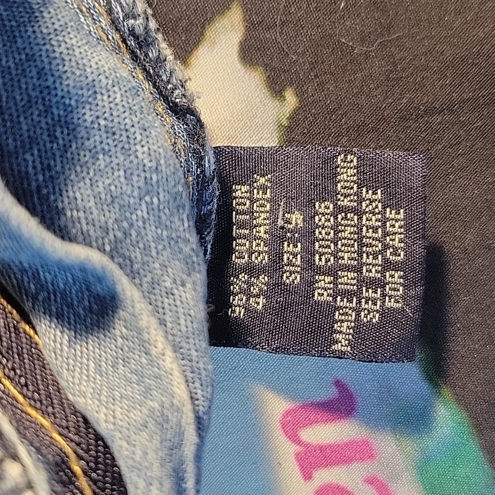 Juniors Jeans - Picture 3 of 4